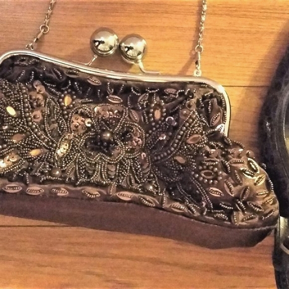 Handbags - 💥 Host Pick💥  Elegant Chocolate Beaded Evening Vintage Clutch